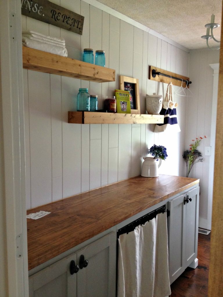 laundry cabinet side from foyer