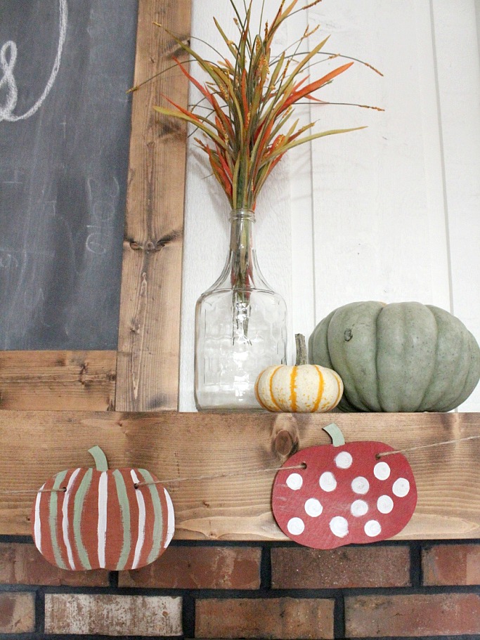 Easy Fall Pumpkin Banner--Woodshop Diaries