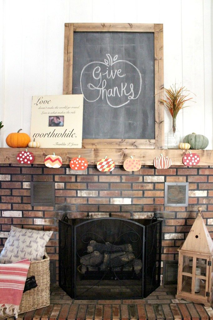 Easy Fall Pumpkin Banner--Woodshop Diaries