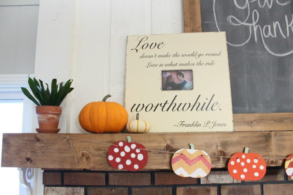 Easy Fall Pumpkin Banner--Woodshop Diaries