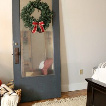 How to turn ordinary glass into an antique mirror!