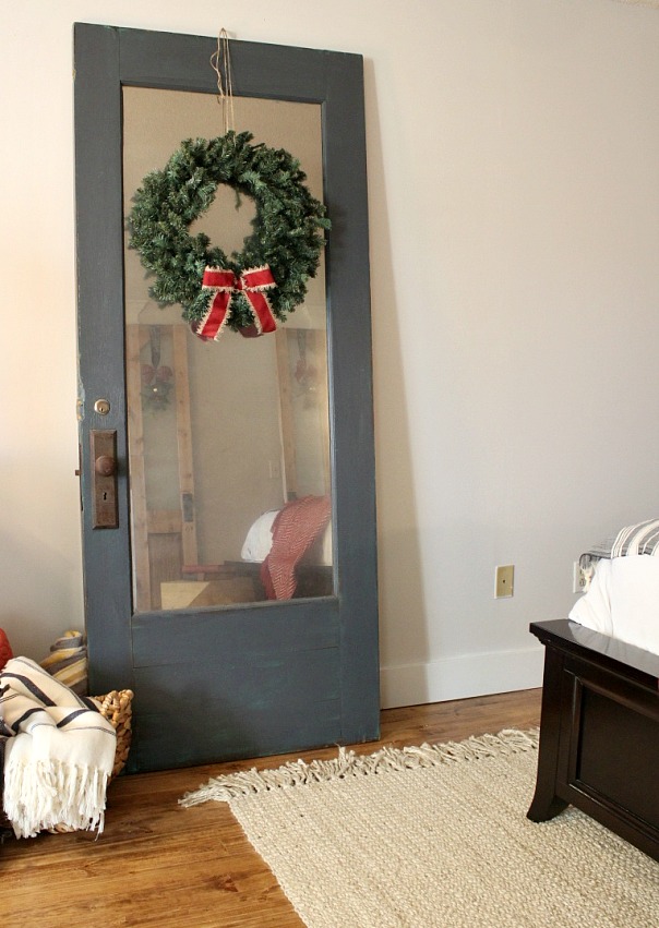 How to turn ordinary glass into an antique mirror!