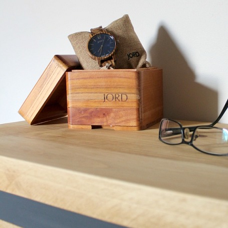 DIY Entryway Cabinet or Shoe Cabinet with a super cool door design!