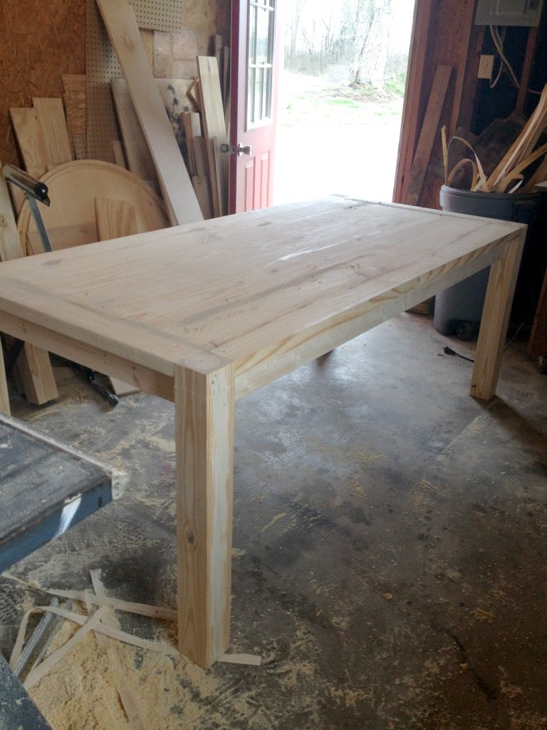 How to Build a Modern Farmhouse Dining Table