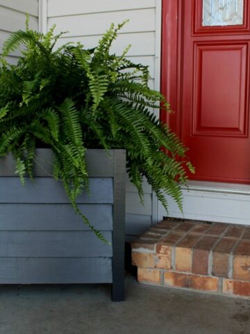 DIY Louvered Wood Planters