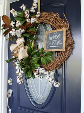 Super Easy DIY Spring Wreath that you can make in 5 minutes!