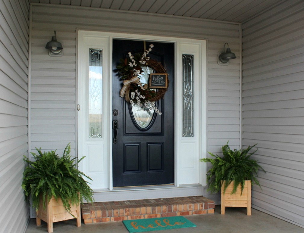 Spring Front Door Refresh Worthy of All the Heart Eyes