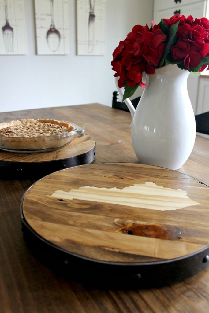 How to make a Personalized DIY Lazy Susan
