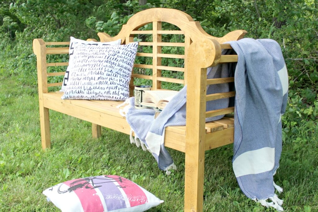 How to Build a DIY Lutyens Outdoor Garden Bench