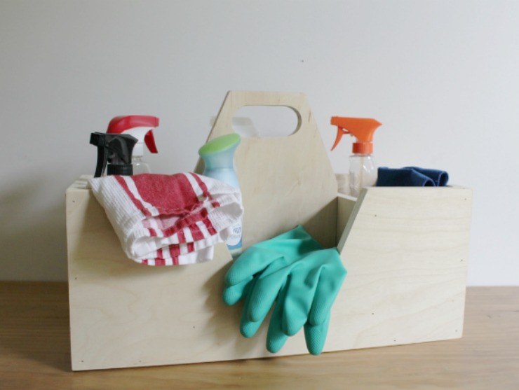 How to build a Scrap Wood Carrying Caddy for Cleaning Supplies