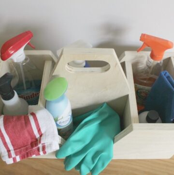 How to build a Scrap Wood Carrying Caddy for Cleaning Supplies