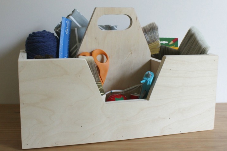 How to build a Scrap Wood Carrying Caddy for Crafting Supplies