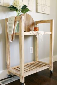 How to Build a DIY Bar Cart from One Board