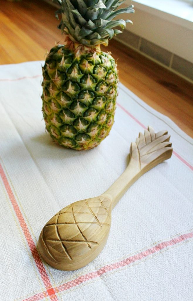 How to carve a wooden pineapple spoon