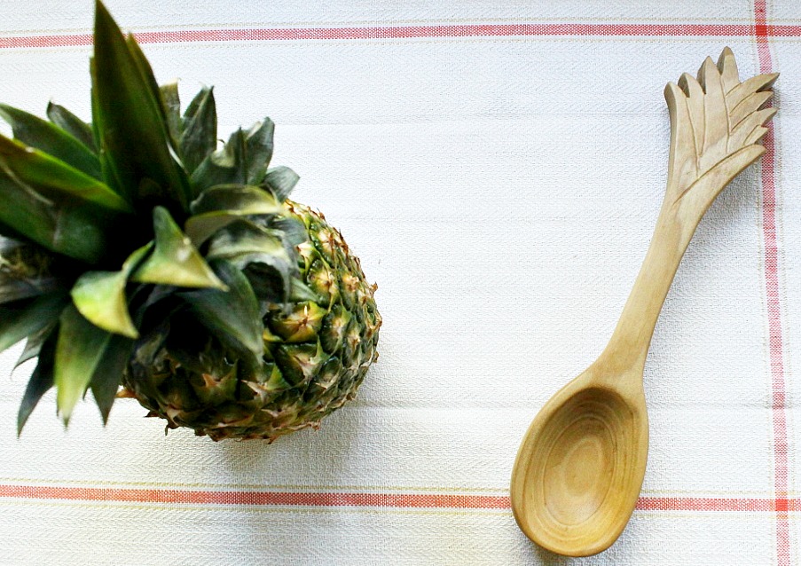 How to carve a wooden pineapple spoon