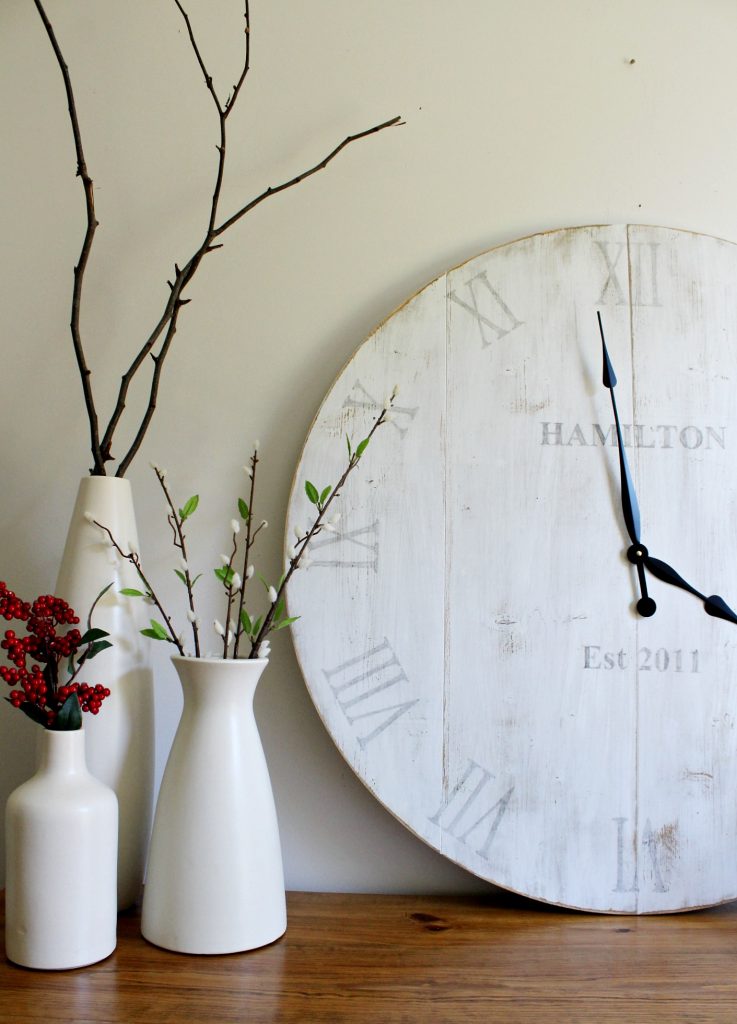 How to build your own personalized DIY wooden wall clock with this free tutorial