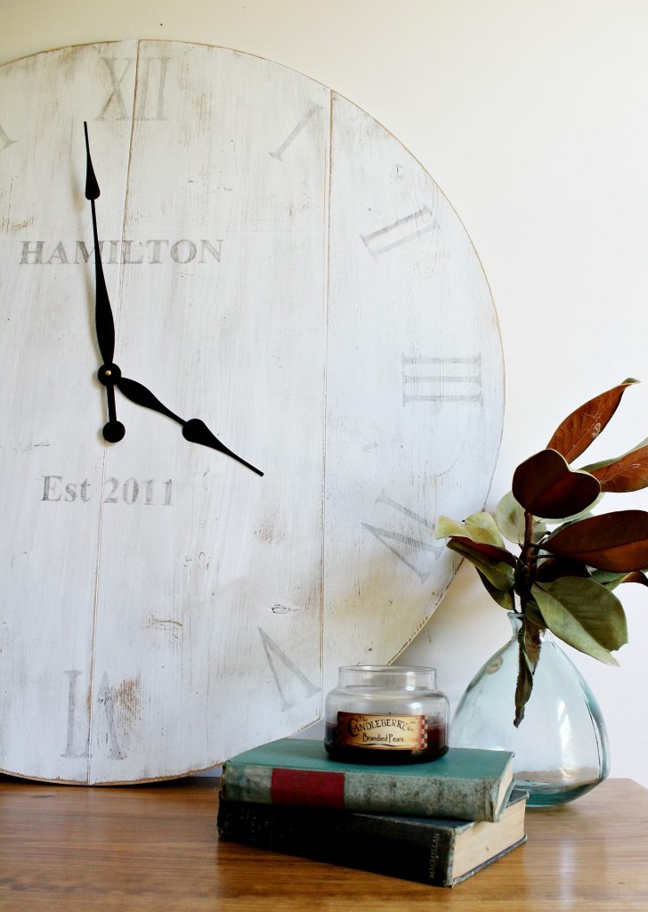 How to make a DIY Rustic Wooden Clock--full plans and tutorial to make your own with a personalized touch