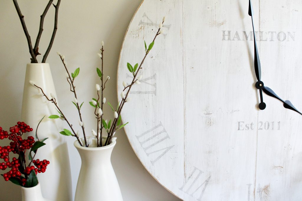 Personalized DIY wooden wall clock--make your own with this tutorial