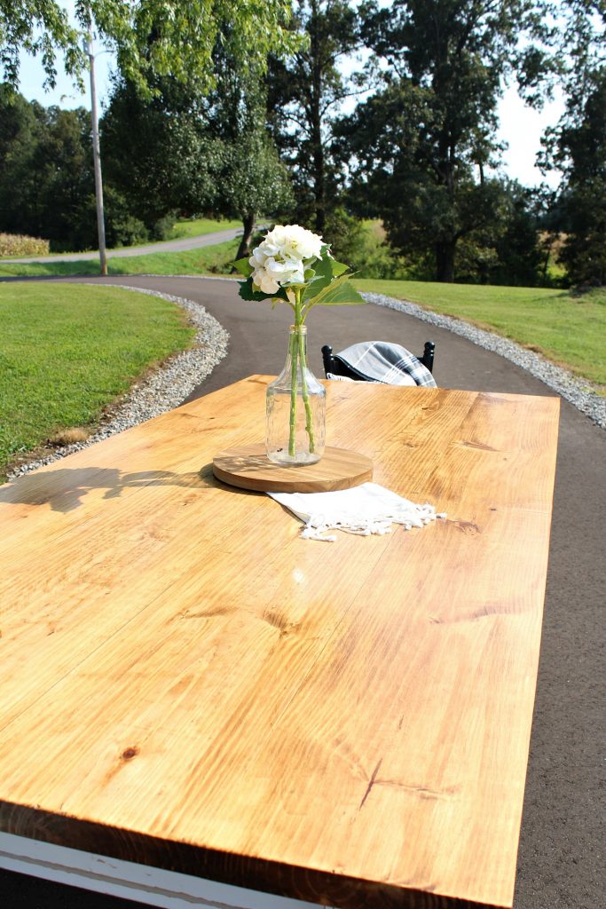 Seamless top on DIY Farmhouse Dining table--Minwax Early American and Minwax Polycrylic in Semi Gloss