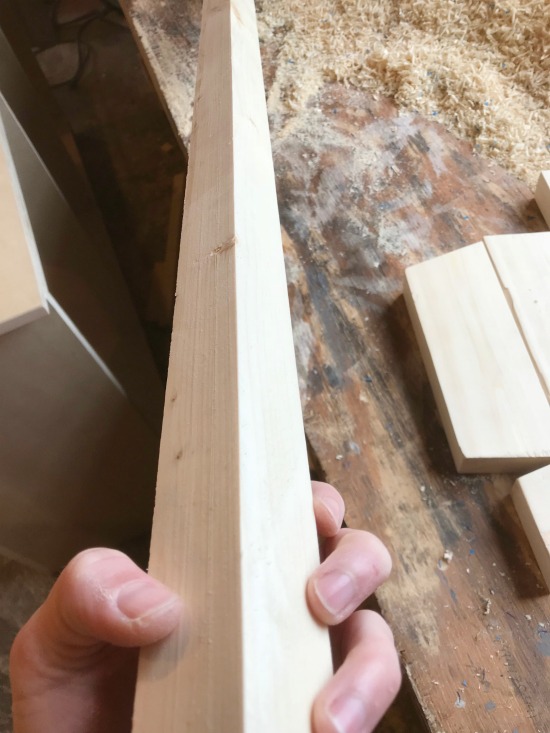 How to get straight 2x2s to build DIY furniture with