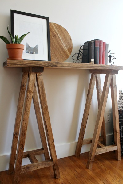 How to build a simple, modern sawhorse console table