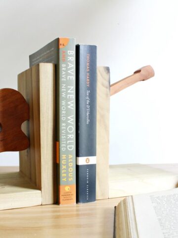 Quick and easy scrap wood bookends shaped like a guitar