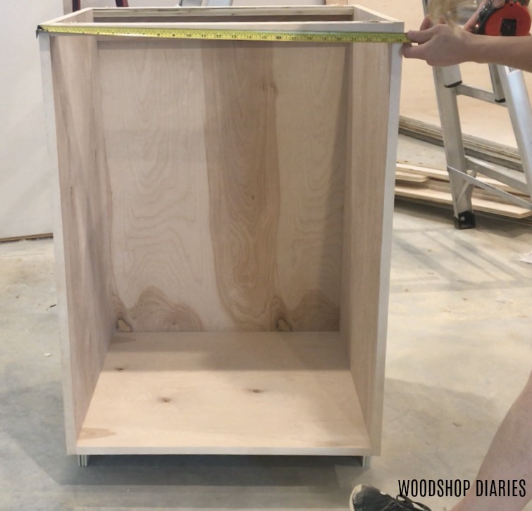 Base cabinet measuring for door size