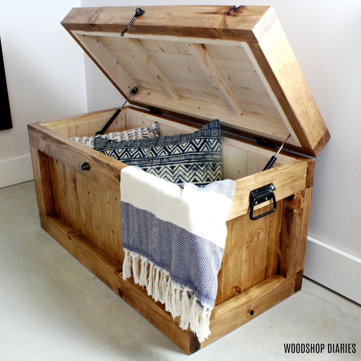 How to Build a DIY Hope Chest in 5 Steps {FREE PLANS!}