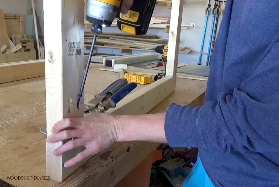 Assembling door frame with pocket holes and screws