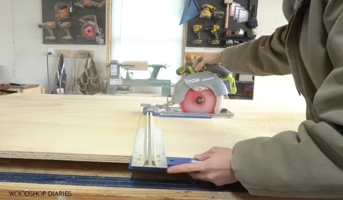 Using rip cut and circular saw to cut plywood