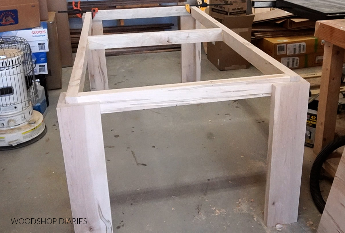 DIY Modern Dining Table WOODWORKING PLANS