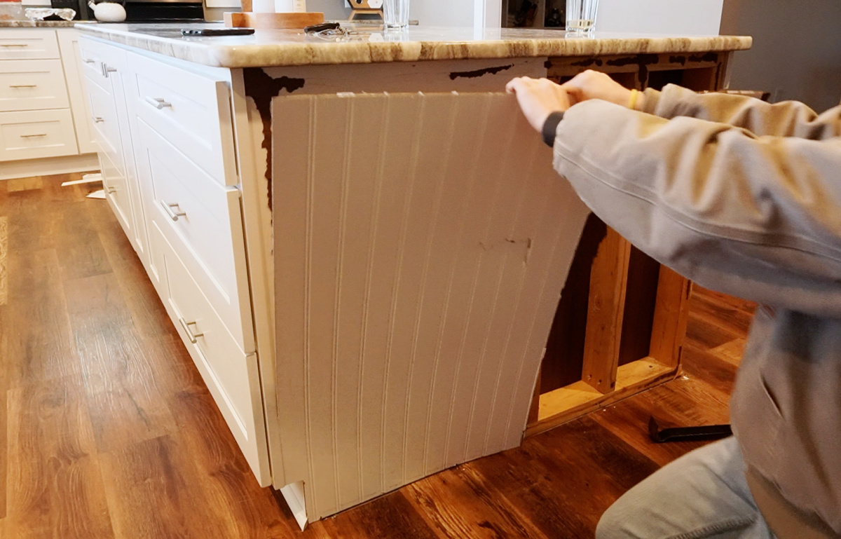 Shara Woodshop Diaries removing beadboard from cabinet sides