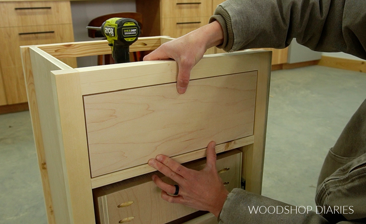 Positioning a ¾" plywood slab style drawer front onto end table project