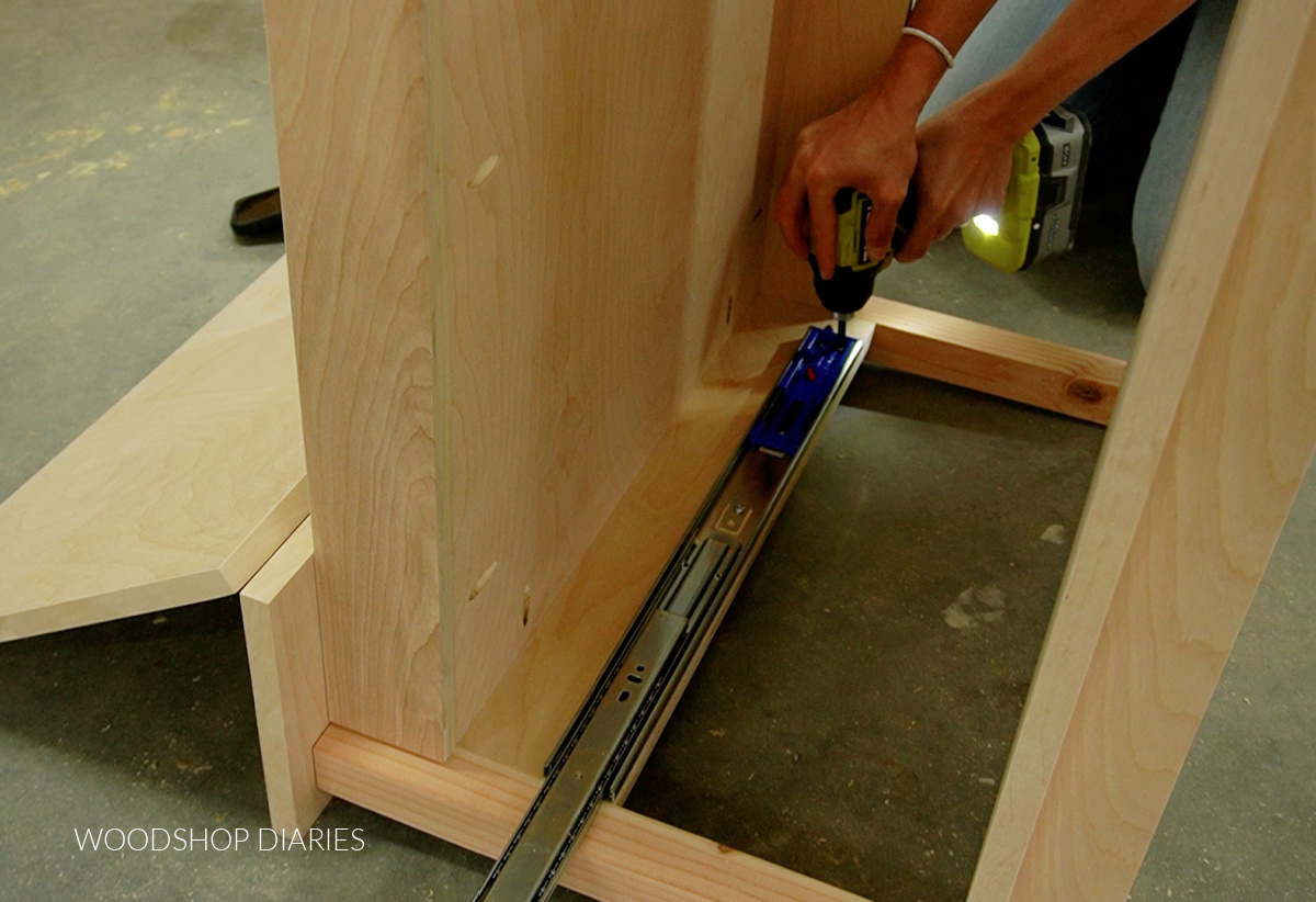 Installing drawer slides to coffee table build
